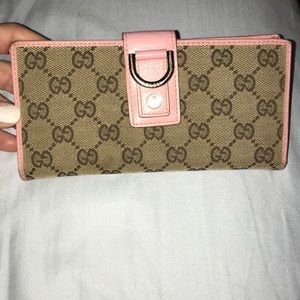 Authentic Gucci Wallet